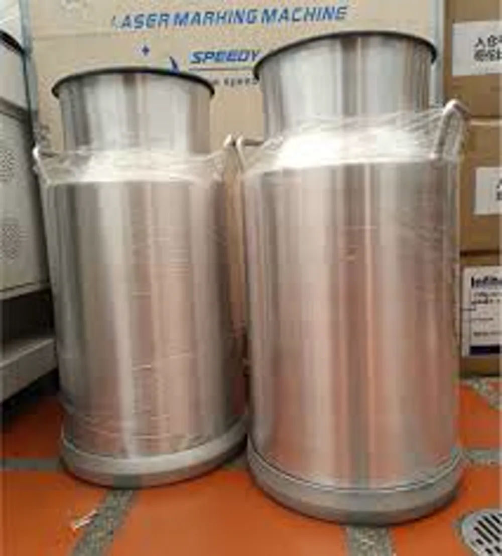 Cantinas de aluminio 40 litros, tapa de caucho, par
